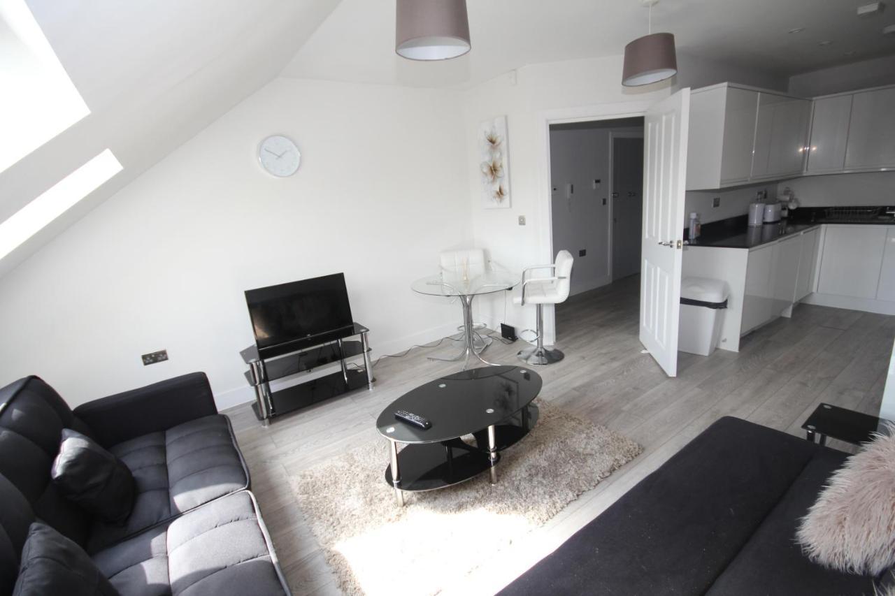 Holden Court Apartments - Apt 6 West Drayton  Экстерьер фото