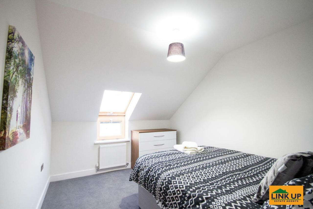 Holden Court Apartments - Apt 6 West Drayton  Экстерьер фото