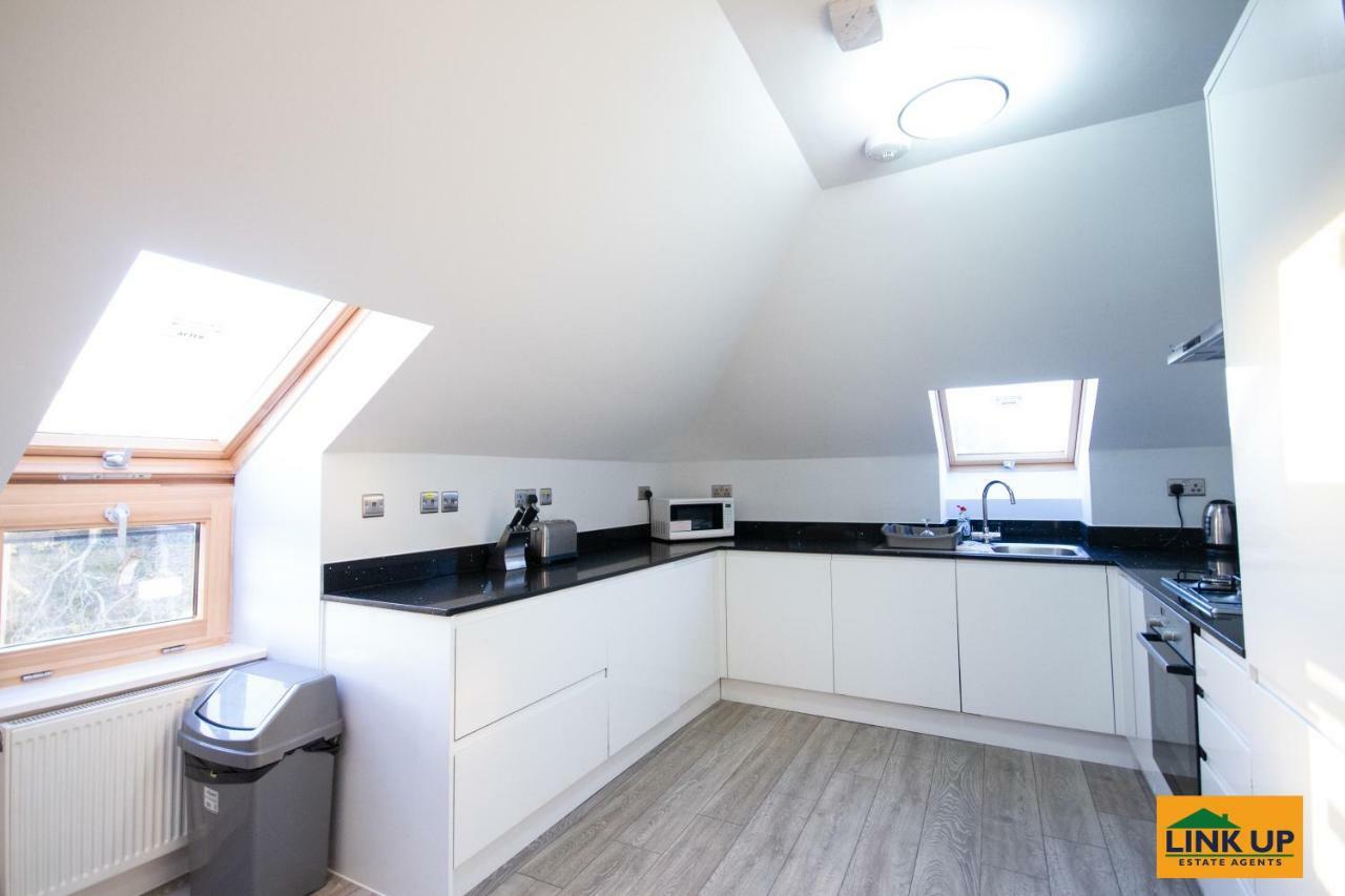 Holden Court Apartments - Apt 6 West Drayton  Экстерьер фото